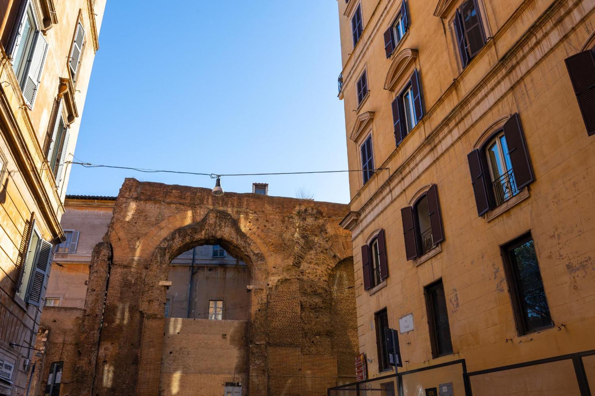 Roma E Il Pittore Kültér fotó
